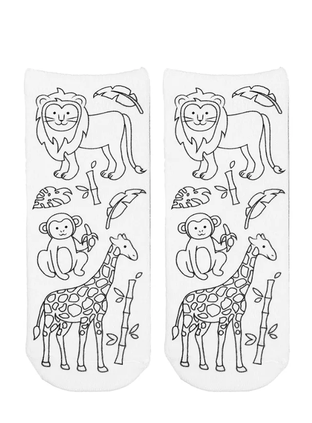 Coloring Socks